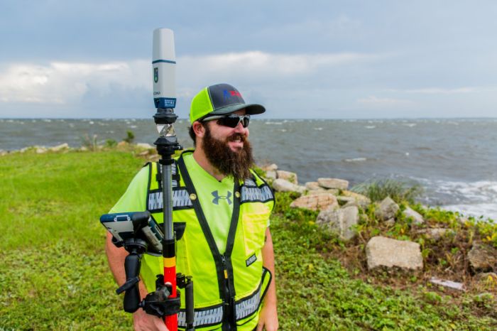 Інтегрована система GNSS GCX3 та роботизованого тахеометра iX-705